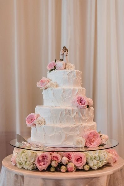 Pi ce mont e 2019 Classic  wedding  cake  four tier 