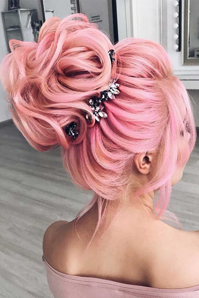 Nouvelle Tendance Coiffures Pour Femme 2017 2018 30 Grands Chignons De Cheveux Pour Noël